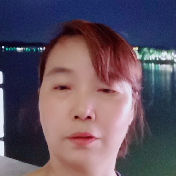 彯雪的照片
