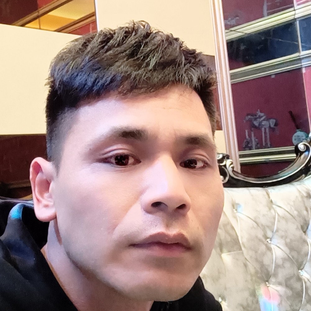 害羞凝眸钢笔的照片