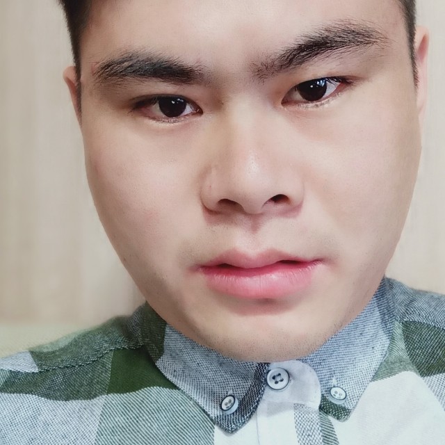 强子，，，的照片