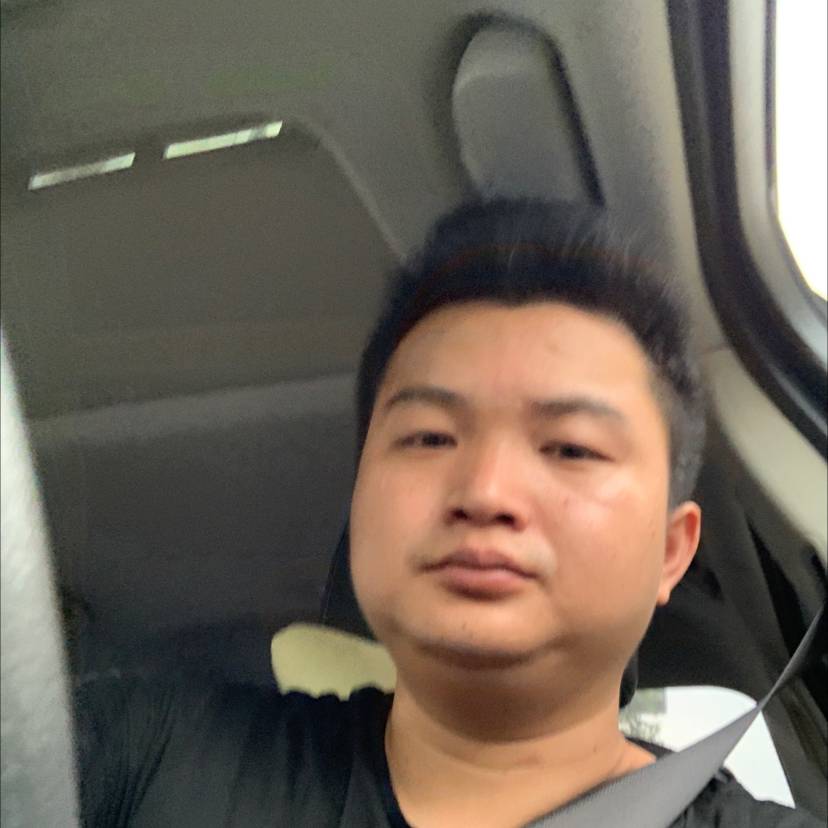 郑辉煌的照片