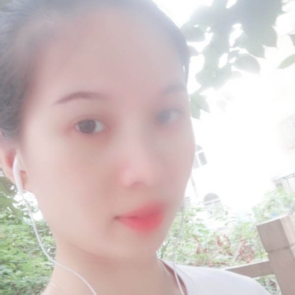 素白清浅的照片