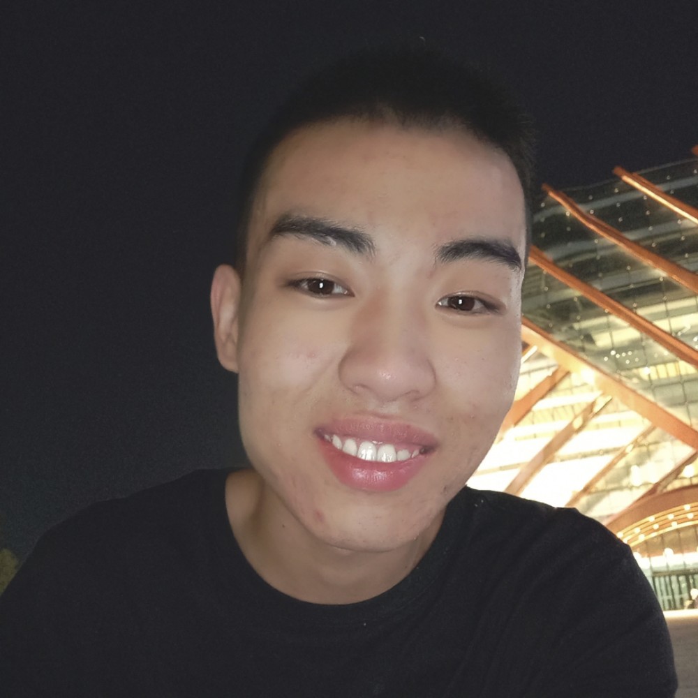 机智笑手套的照片