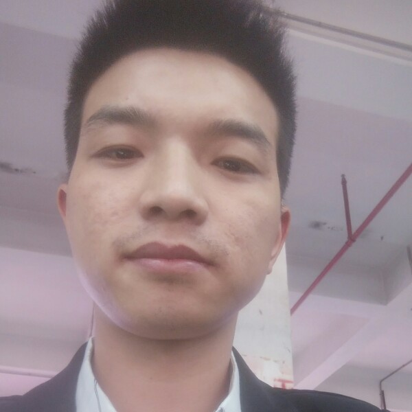 裙子笑谨慎的照片