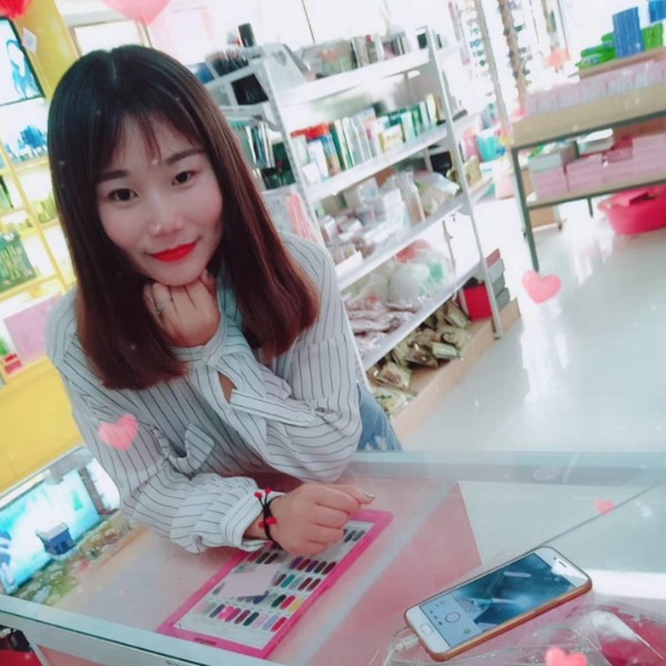 和未来的他的照片
