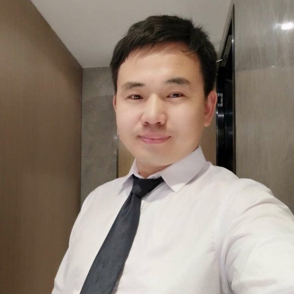玄派龙少J的照片