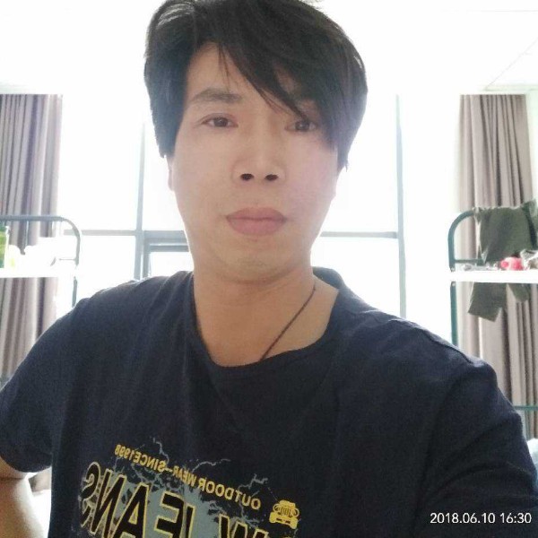 毛巾蹙眉优美的照片