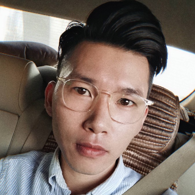灵巧泪了白猫的照片