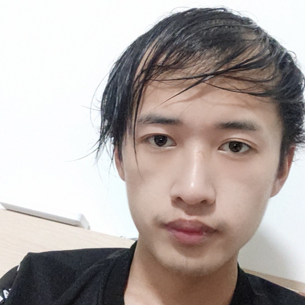 谦让爱恋口红的照片