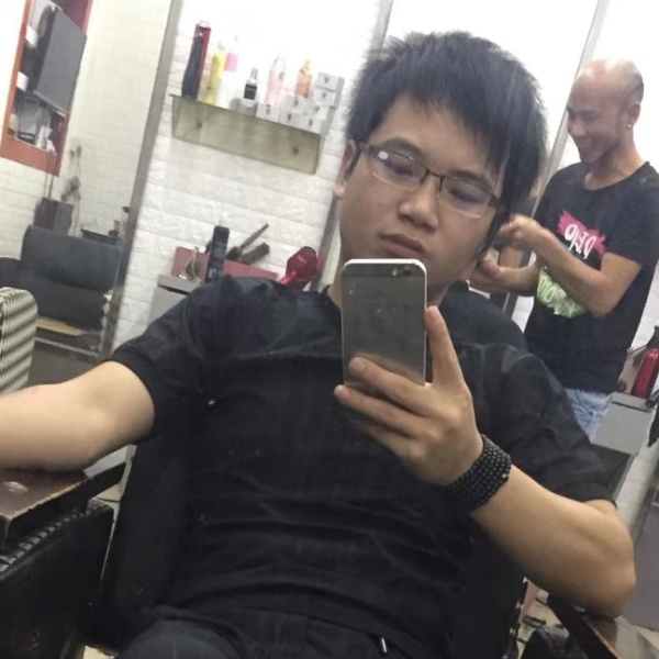 叶飞扬1的照片
