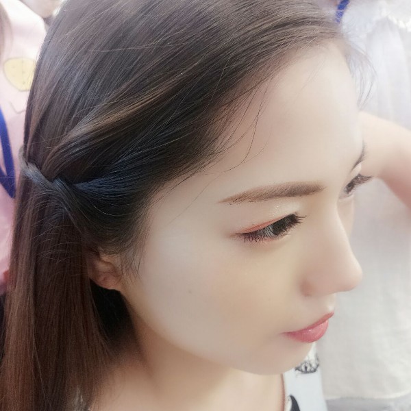 指間微凉的照片