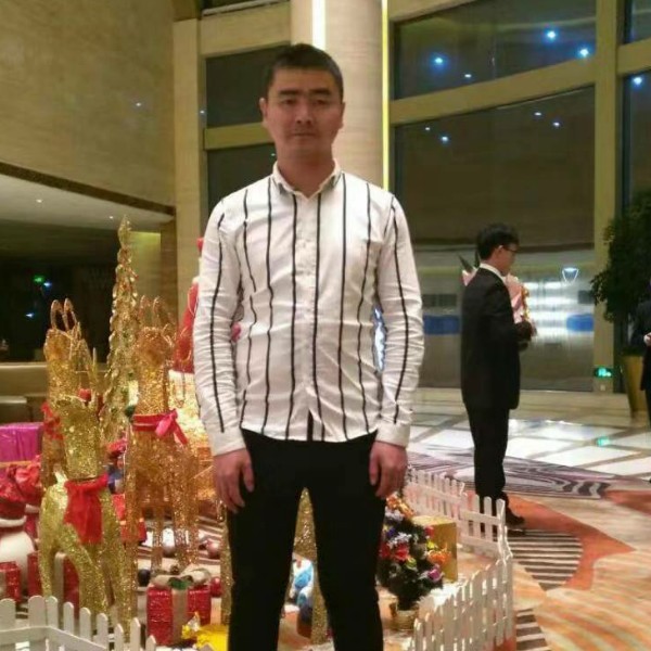 咖啡蹙眉内向的照片