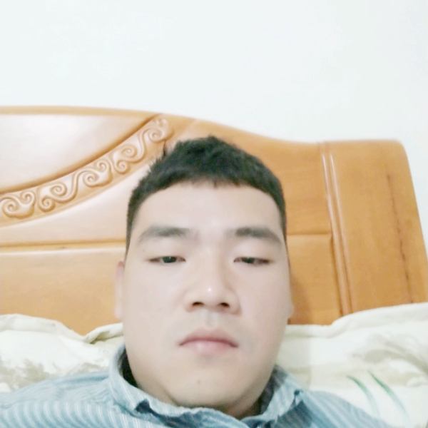 小林小帅哥的照片