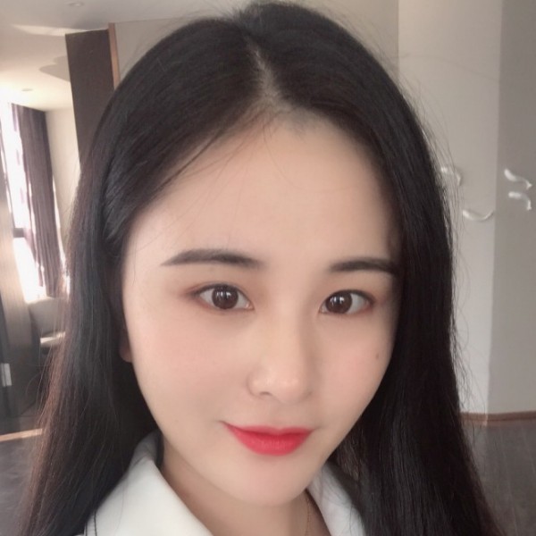 萌妹子败给女汉子的照片