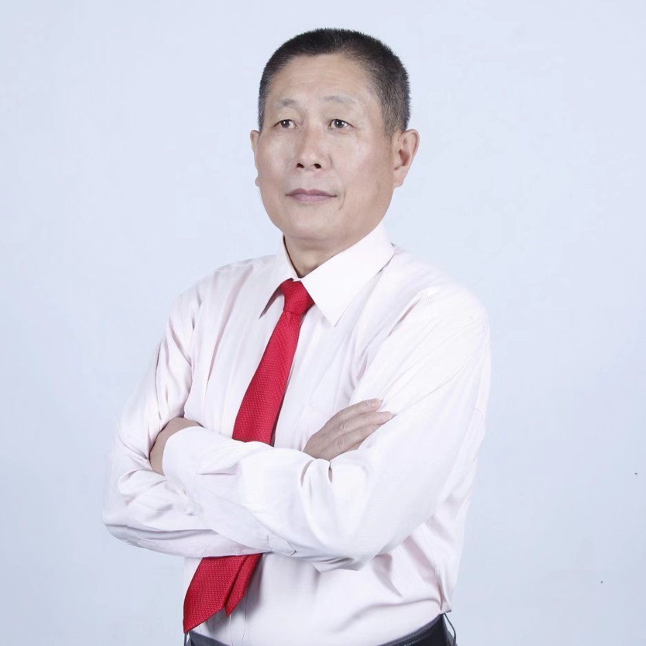 愉快的老帅哥的照片