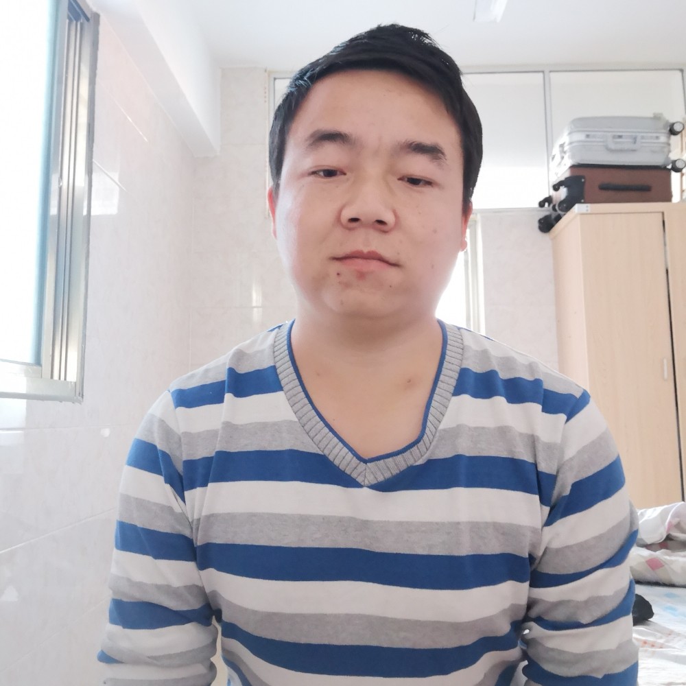 激昂帆布鞋的照片