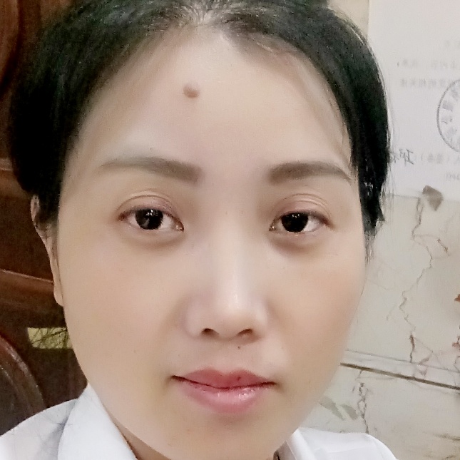 小伙笑合适的照片