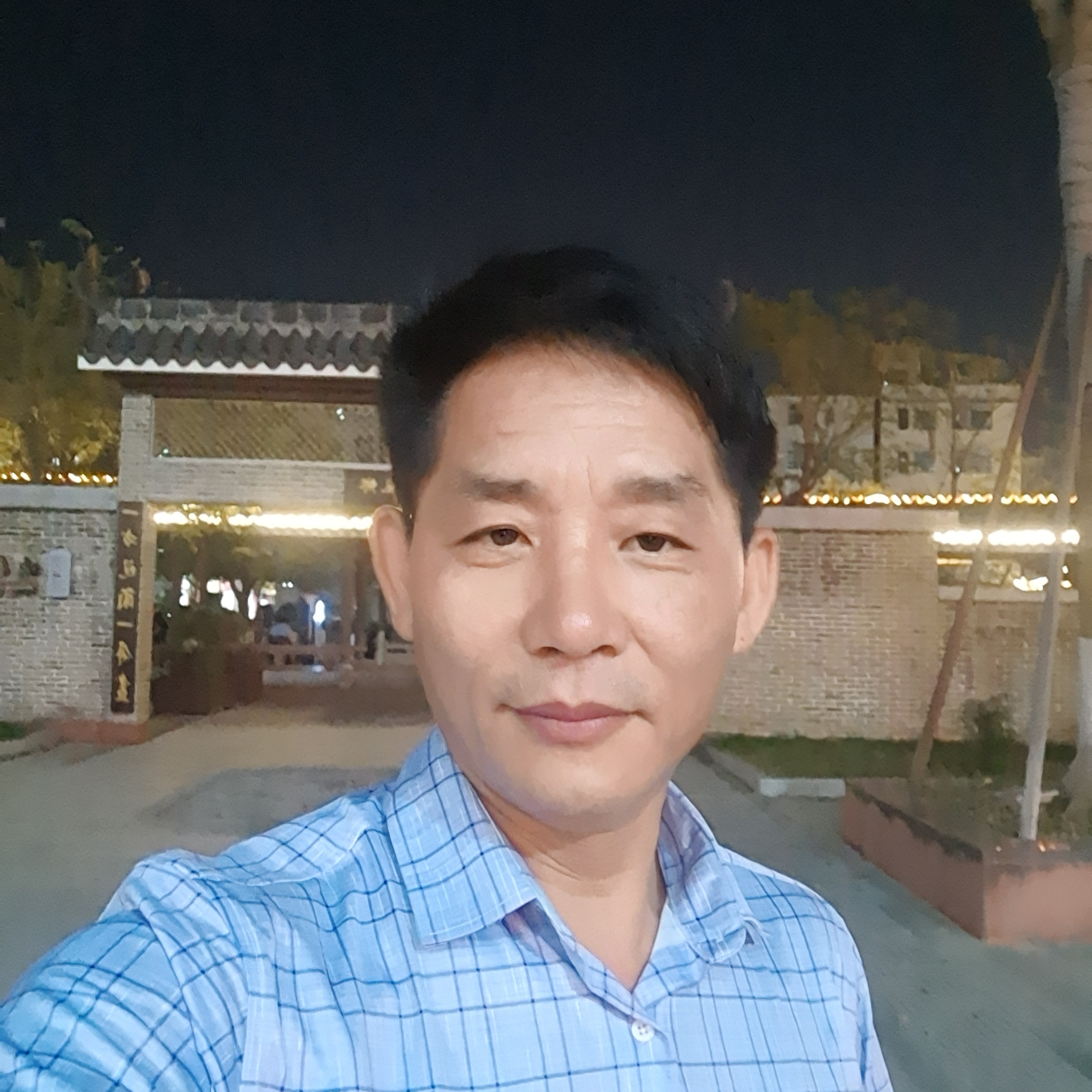 汽车就酷酷的照片