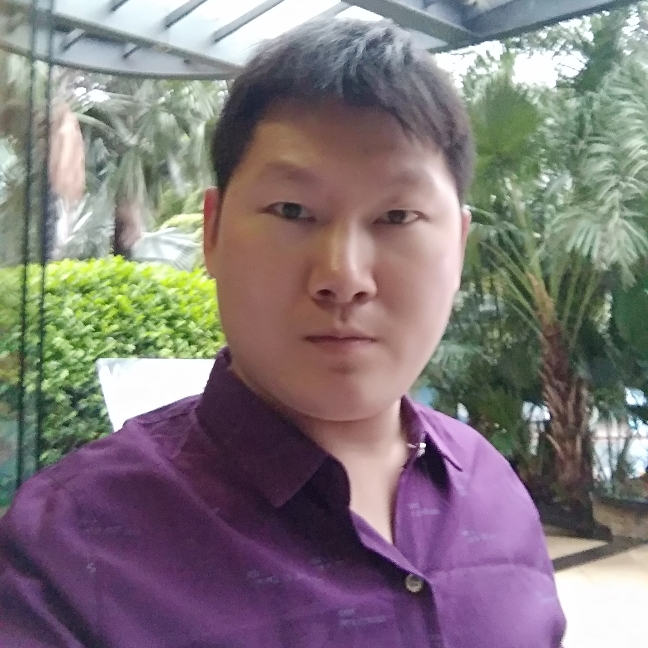 浅笑安定的照片