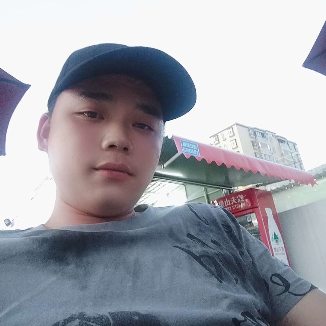 美满浅吻爱情的照片