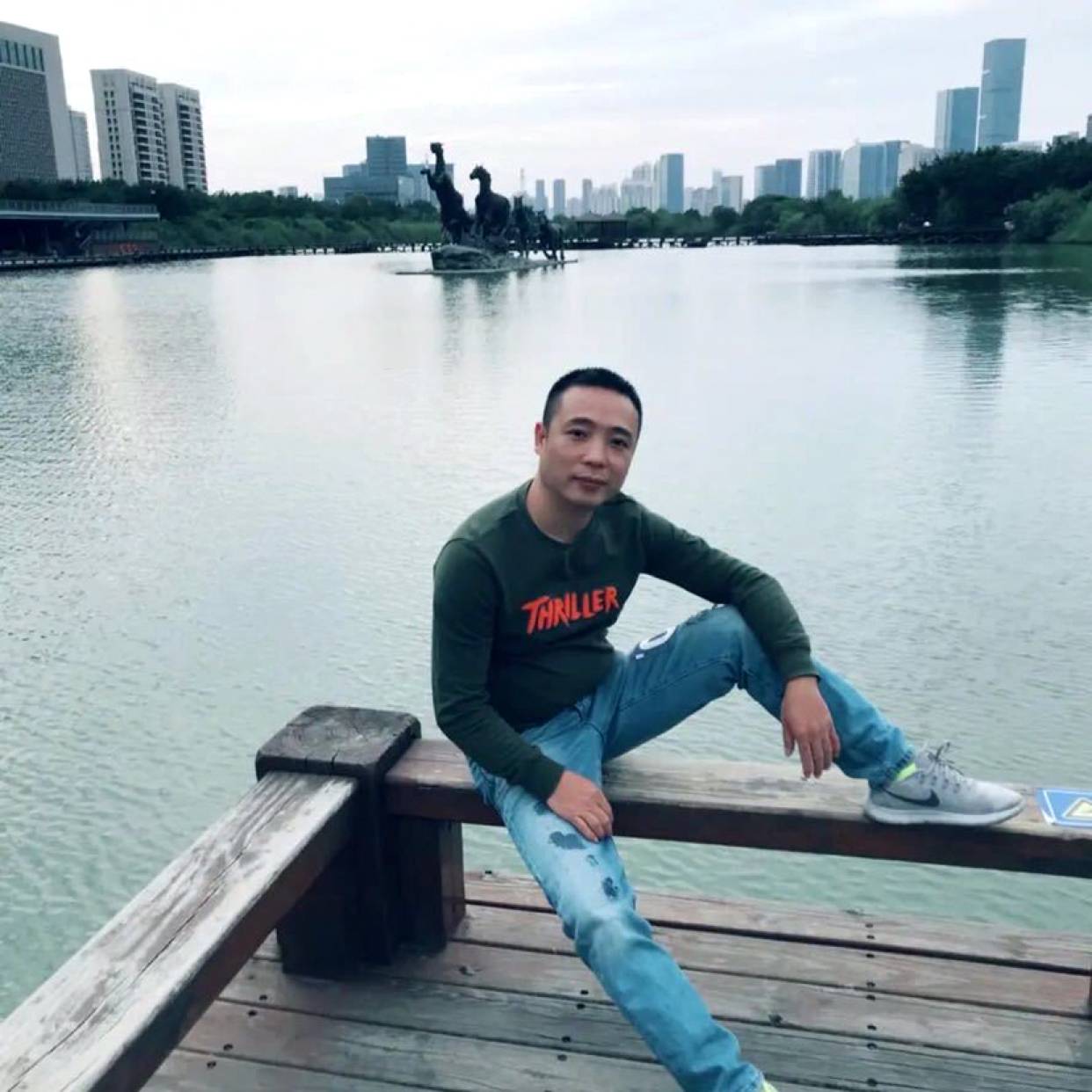 能干就紫萱的照片