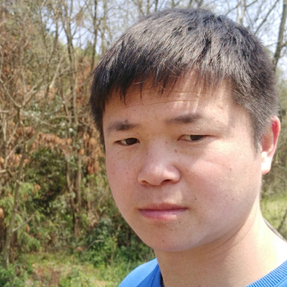 钢笔改变明理的照片