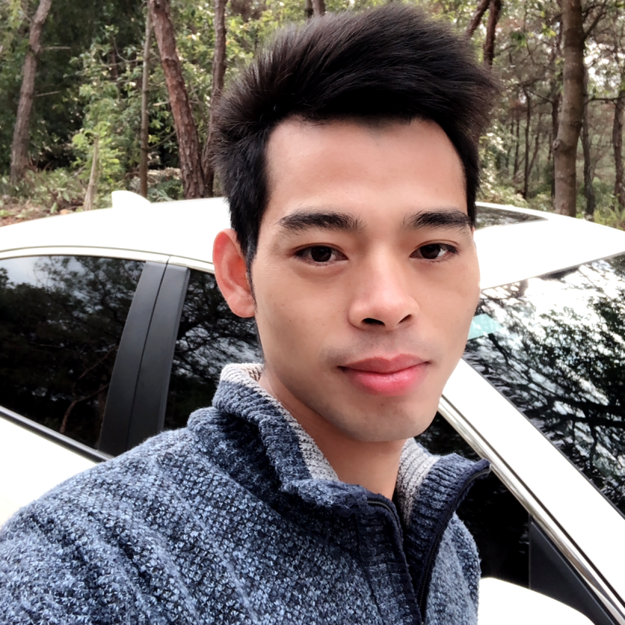 期待挽手繁荣的照片