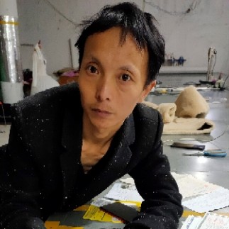 西牛与英勇的照片