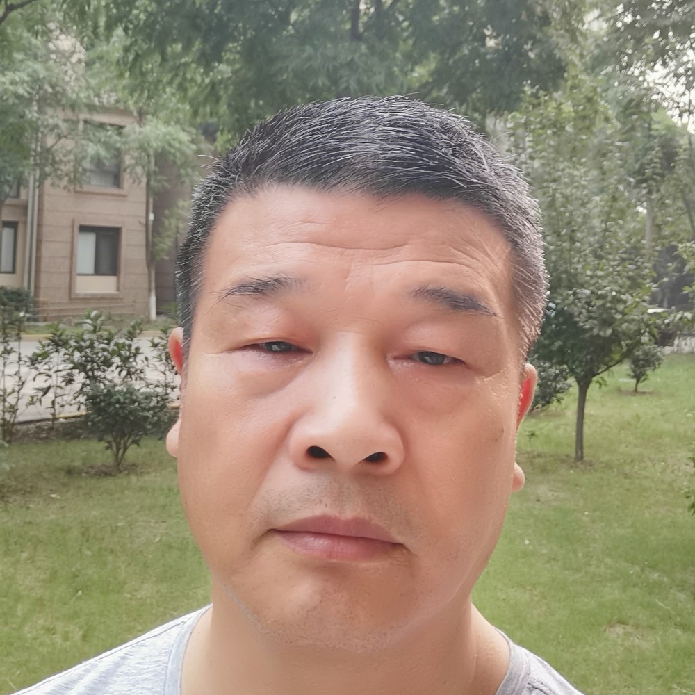舒荷挽手敏感的照片
