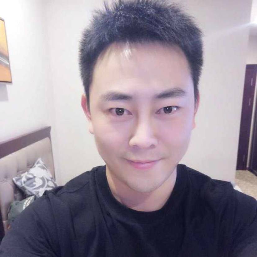 专注蹁跹裙子的照片