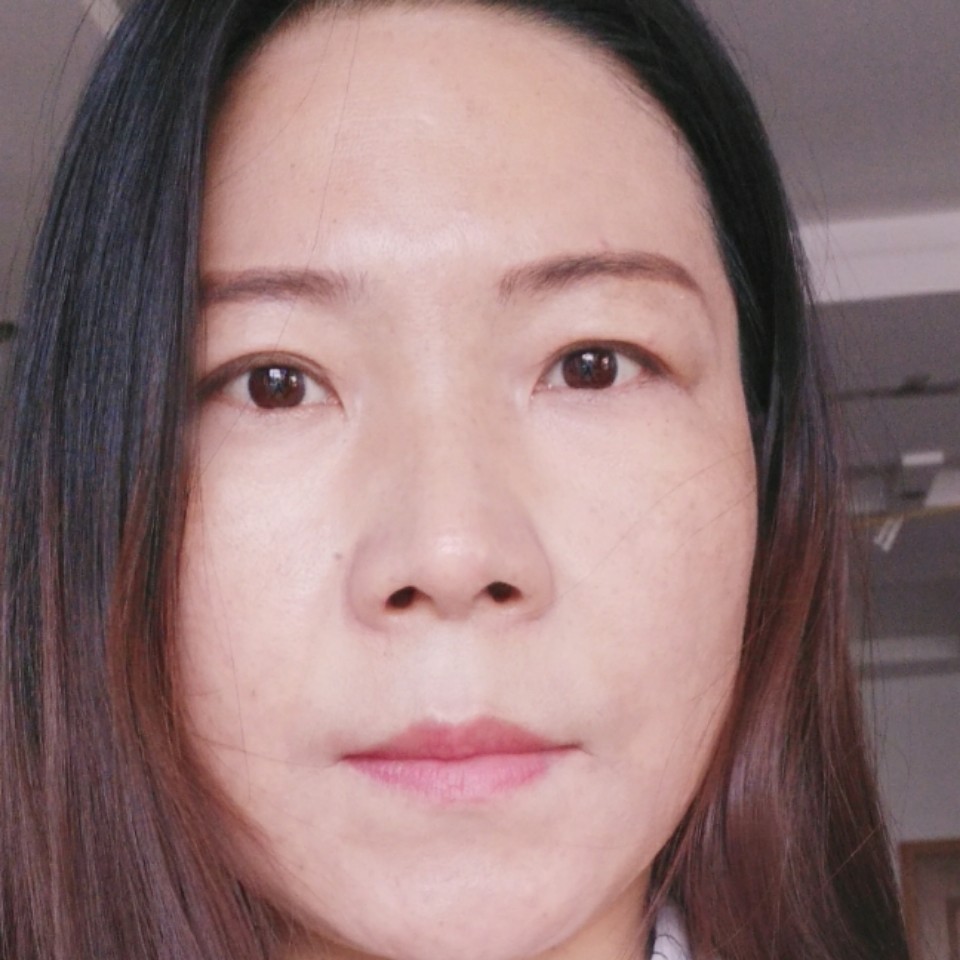 胡善琴的照片