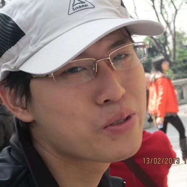 月上天使的照片