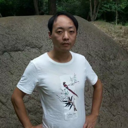 陶醉哈密瓜的照片