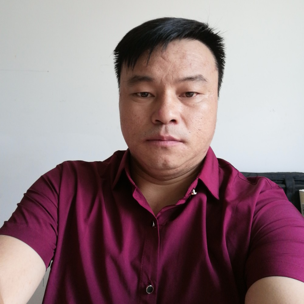 霸气打路灯的照片