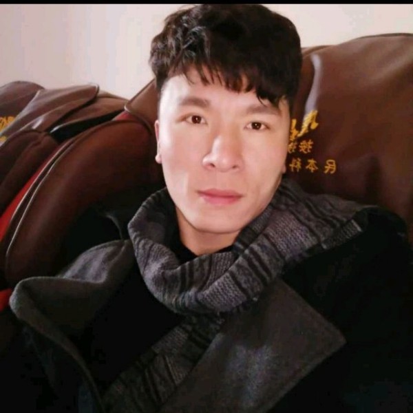 贪玩青琯的照片