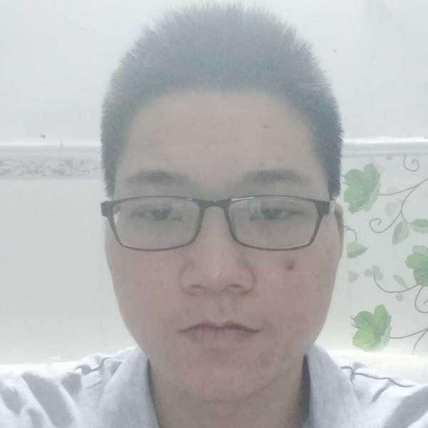 忧郁回眸青栀的照片