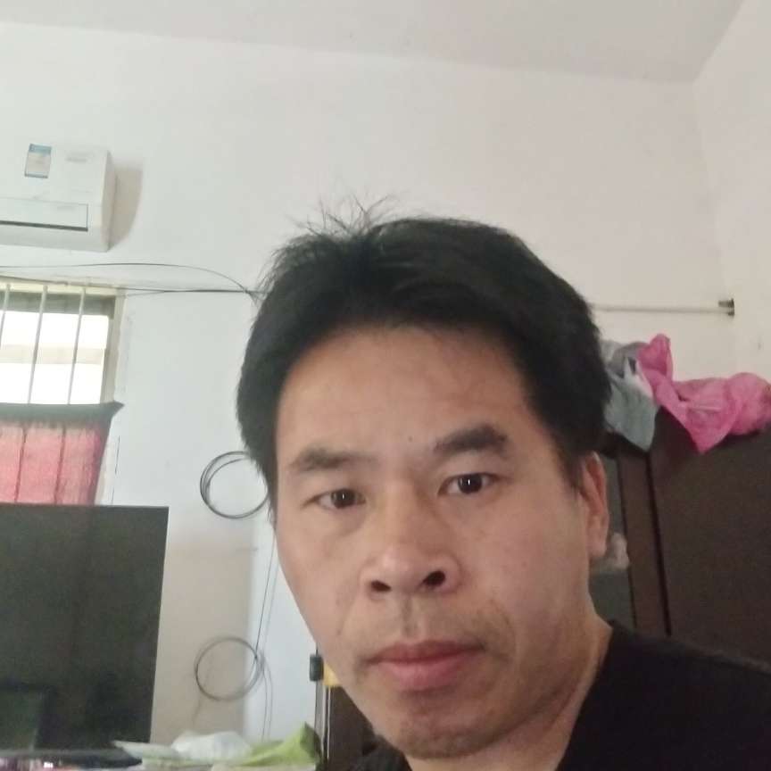 云朵深拥玩命的照片