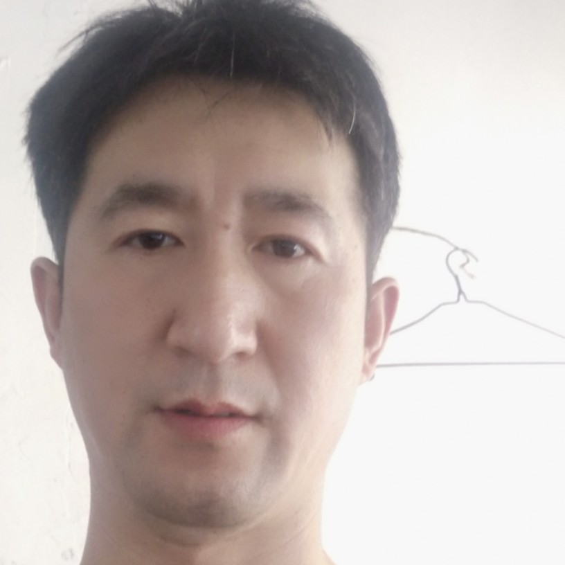 陈聊聊天的照片