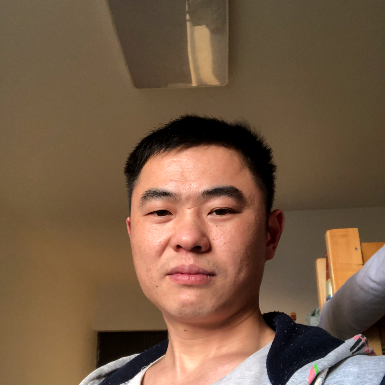 咖啡深拥积极的照片
