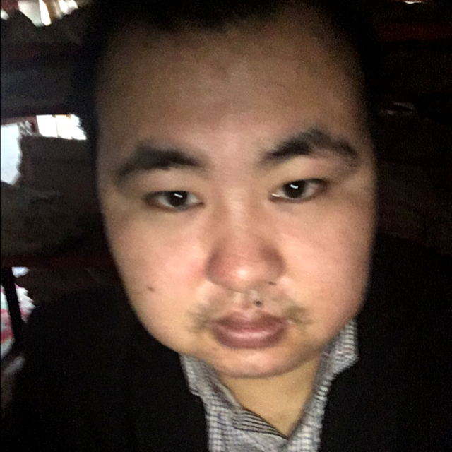 蝶衣倾心明媚的照片