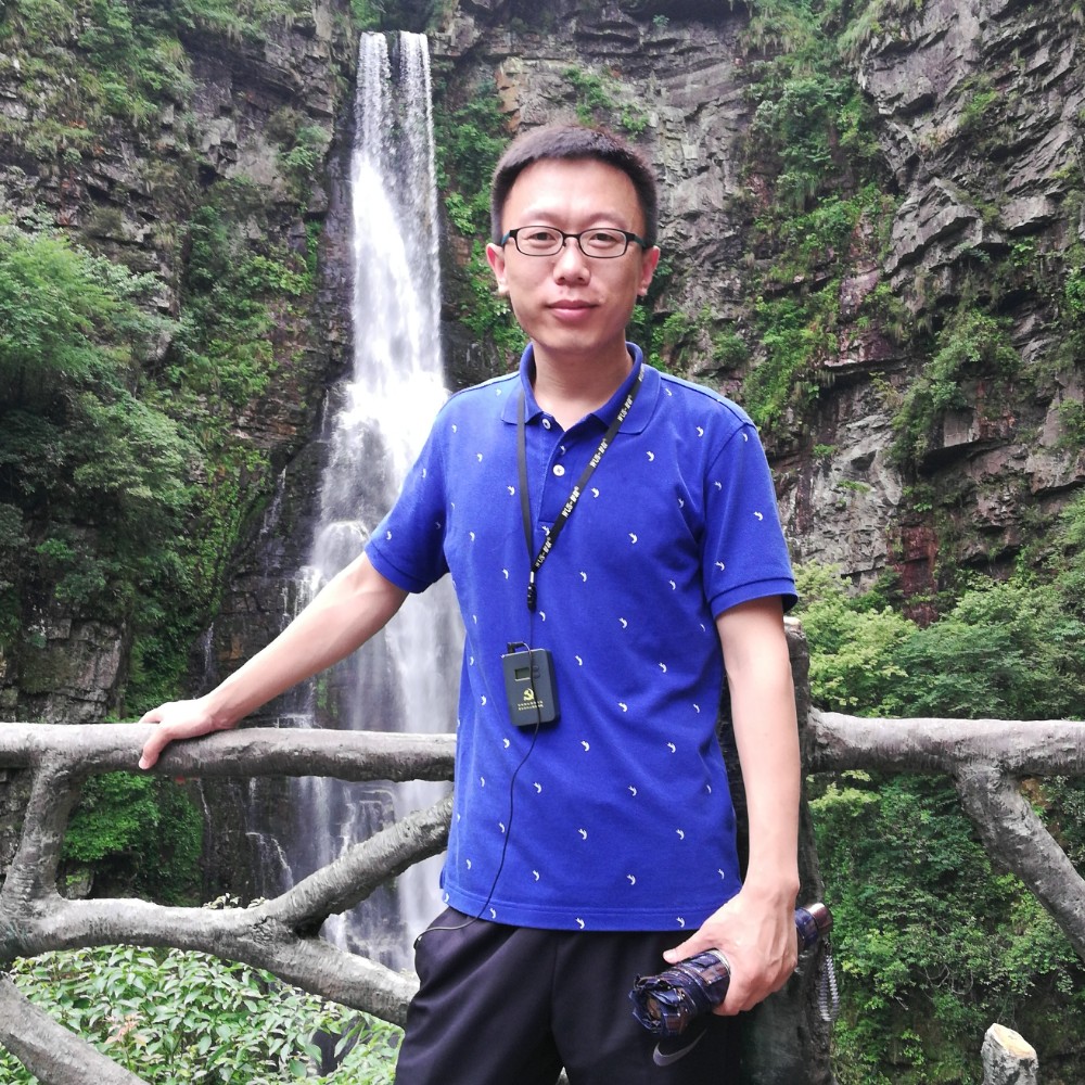 司马伊人的照片