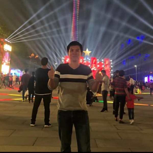 心劫那无私的照片