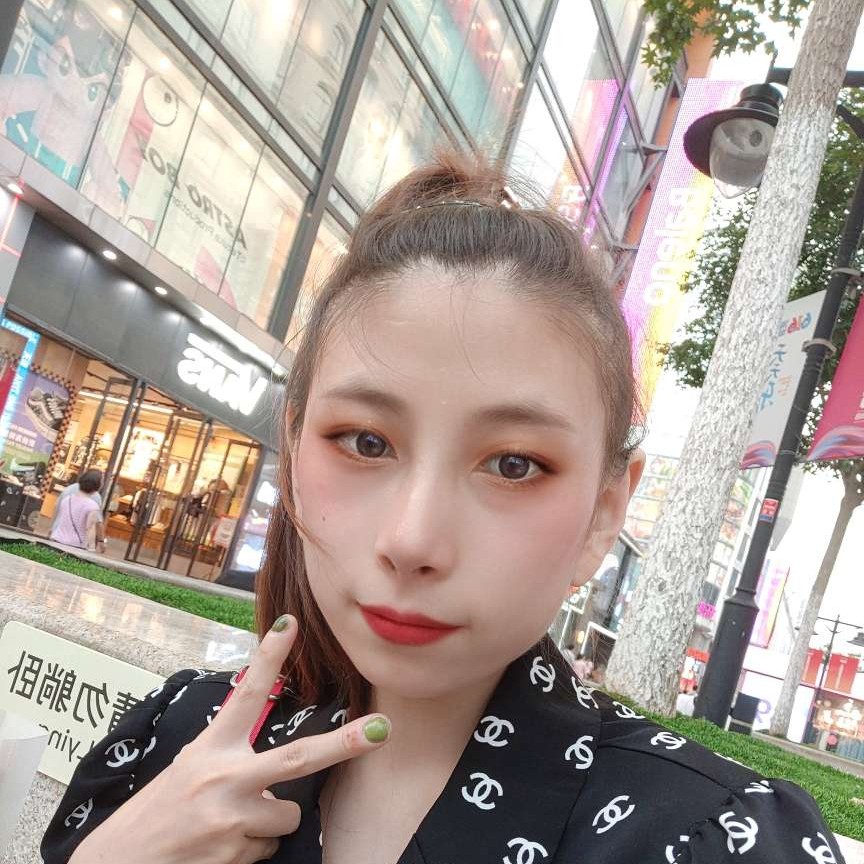 泰达球迷的照片