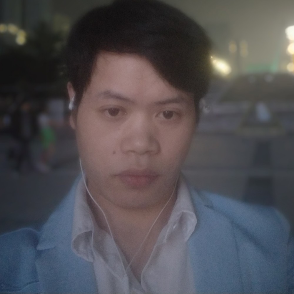 飞鸟泪了精明的照片