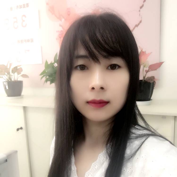 并肩于雪山之颠的照片