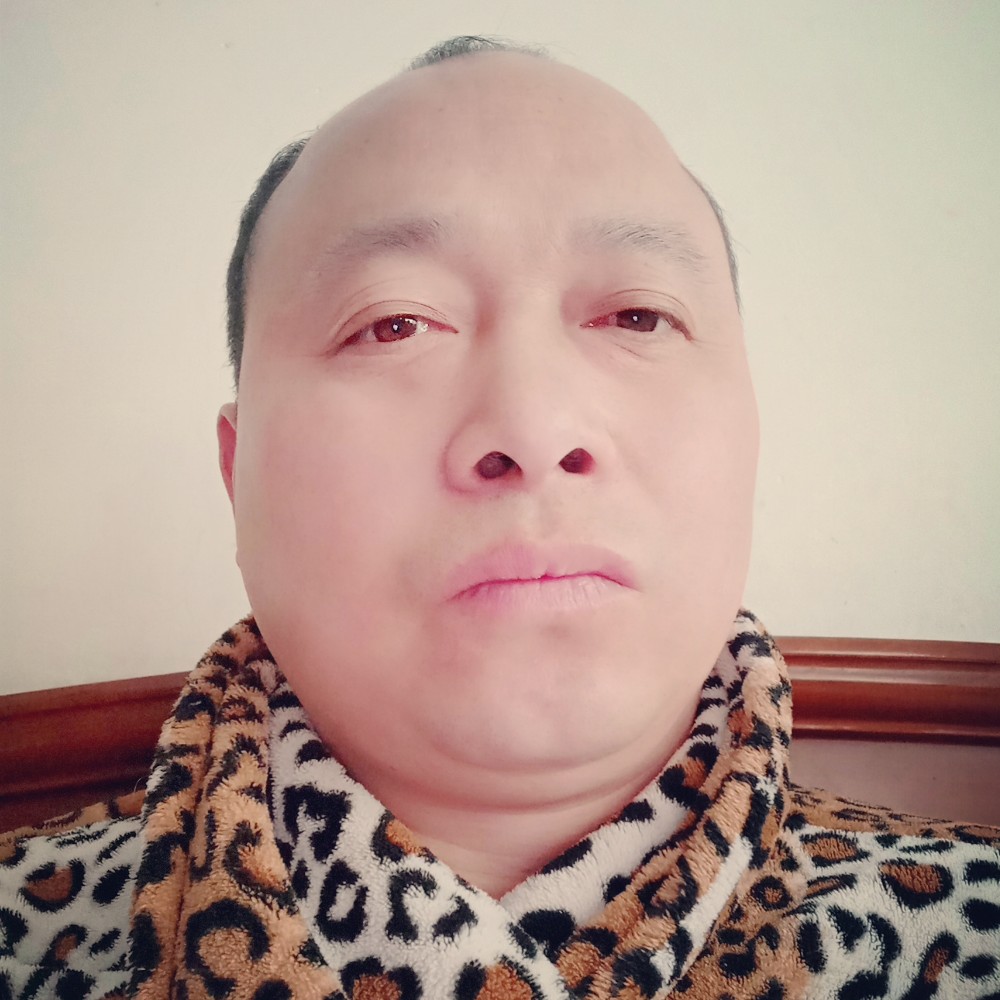 动人笑洛尘的照片
