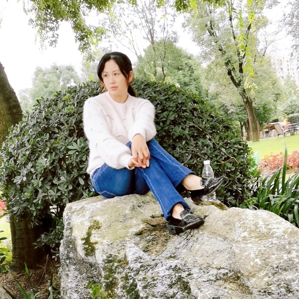 顺利漫步月饼的照片