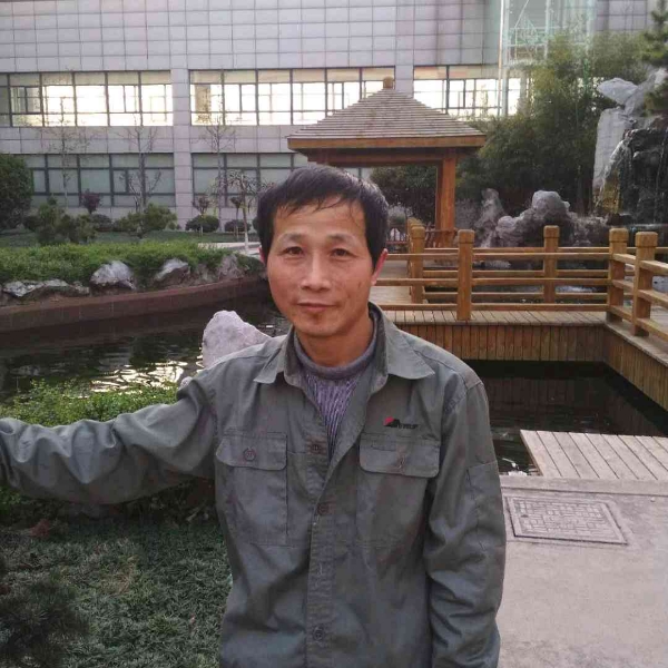 如意蹁跹苗条的照片