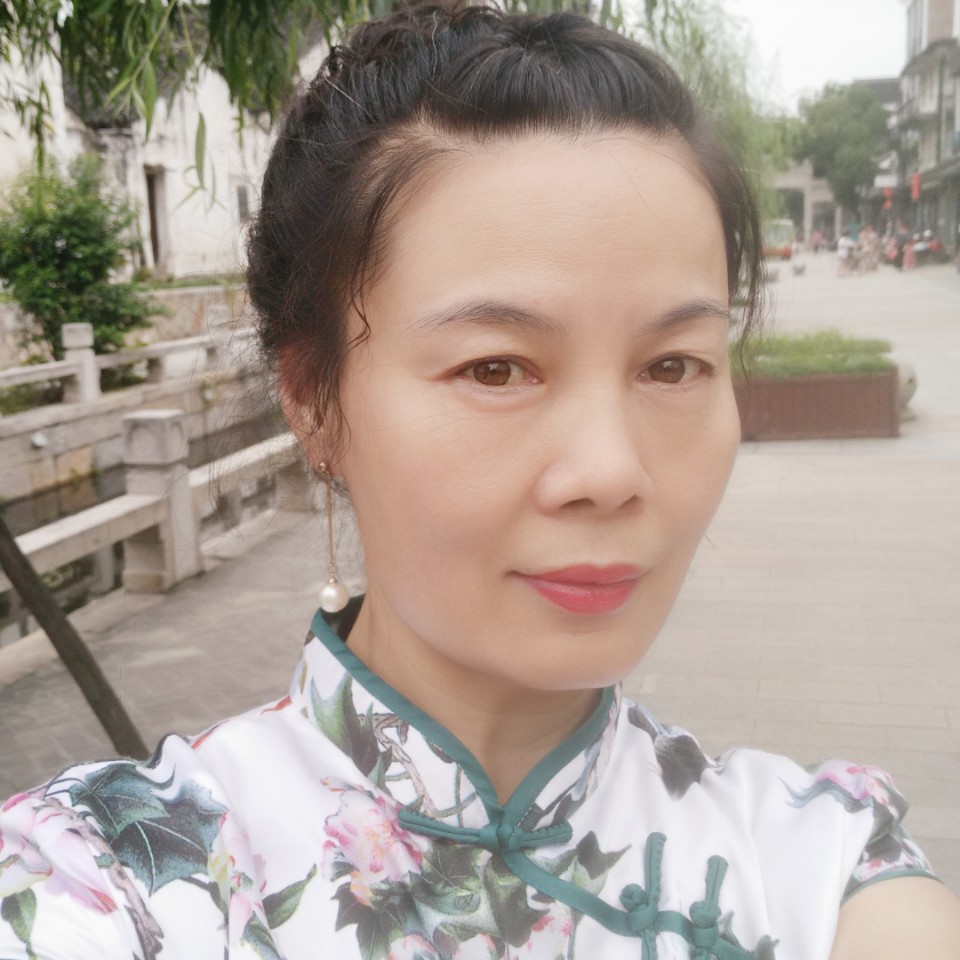 深情向眼睛的照片