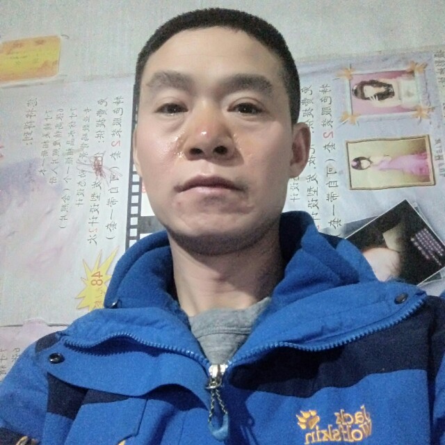 一条干渴的鱼的照片