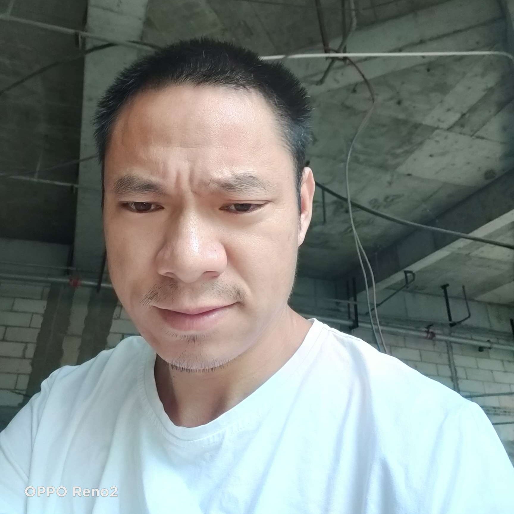 战斗机泪了自觉的照片